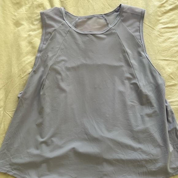 Lululemon size 12 blouse - Picture 4 of 7